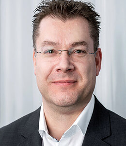  Lars Pischke